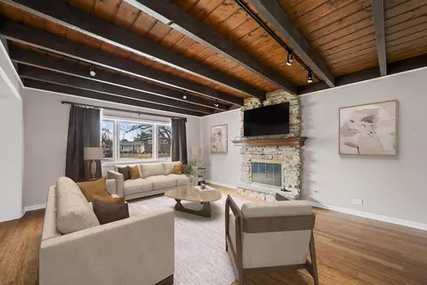 Living - 324 Warren Rd, Glenview, IL 60025 photo 3 of 5