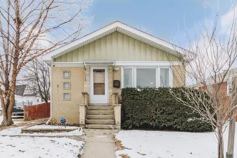 4332 Hirschberg Ave, Schiller Park, IL 60176