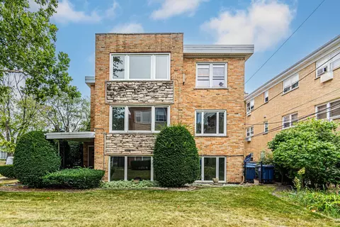 Exterior - 1044 Willson Dr, Des Plaines, IL 60016 photo 2 of 4