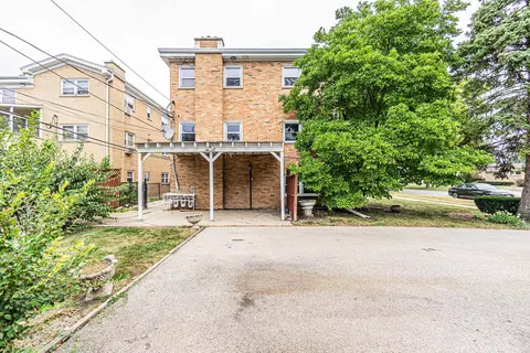 Other - 1044 Willson Dr, Des Plaines, IL 60016 photo 3 of 7