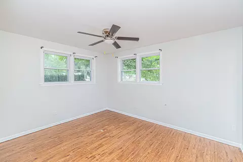 Bedroom - 1044 Willson Dr, Des Plaines, IL 60016 photo 1 of 4