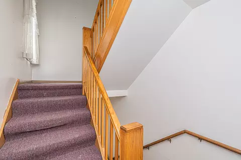 Entry Way - 1044 Willson Dr, Des Plaines, IL 60016 photo 2 of 2