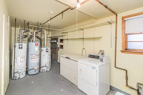 Other - 1044 Willson Dr, Des Plaines, IL 60016 photo 4 of 7