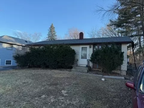 33028 N Ridge Rd, Grayslake, IL 60030