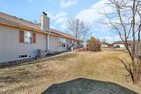 Exterior - 214 Deerpath Dr, Minooka, IL 60447 photo 6 of 8
