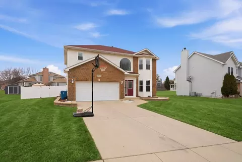 1578 Colleen Ln, Aurora, IL 60505