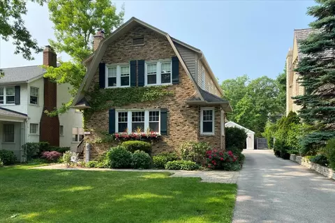 1351 Scott Ave, Winnetka, IL 60093