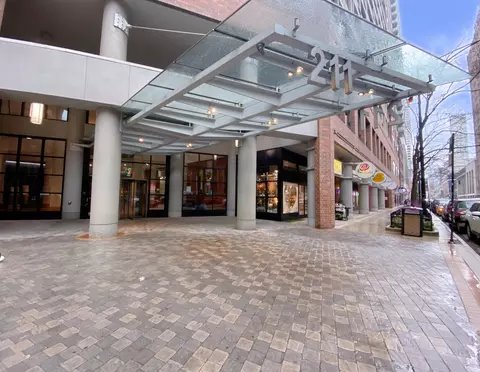 211 E Ohio St #1605, Chicago, IL 60611