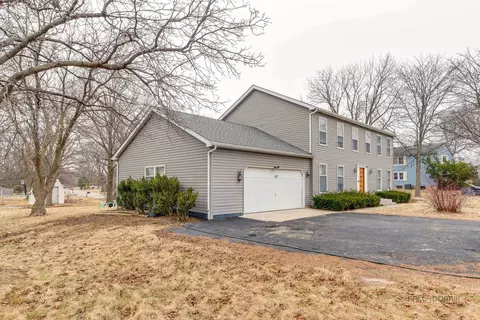 139 Sanders Rd, Northbrook, IL 60062