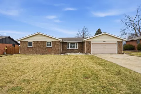 385 S Walnut St, Manteno, IL 60950