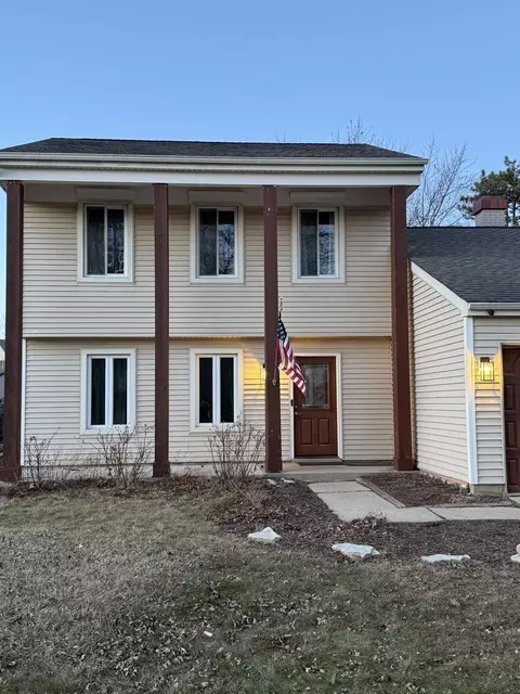 776 W Appletree Ln, Bartlett, IL 60103