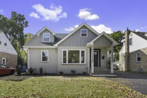 406 N Elm St, Mount Prospect, IL 60056