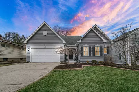 502 S Summit St, Wheaton, IL 60187