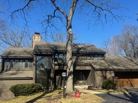 43 W880 Pathfinder Dr, Elburn, IL 60119