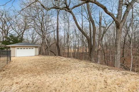 Exterior - 1700 46th St, Moline, IL 61265 photo 6 of 10