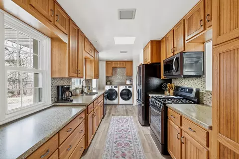 Kitchen - 1700 46th St, Moline, IL 61265 photo 1 of 6