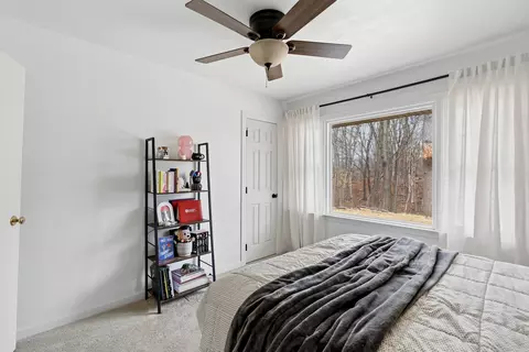 Bedroom - 1700 46th St, Moline, IL 61265 photo 6 of 8
