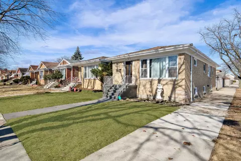 3700 W 81st Pl, Chicago, IL 60652