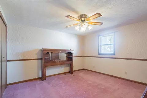 Bedroom - 507 E Cemetery St, Chenoa, IL 61726 photo 3 of 4