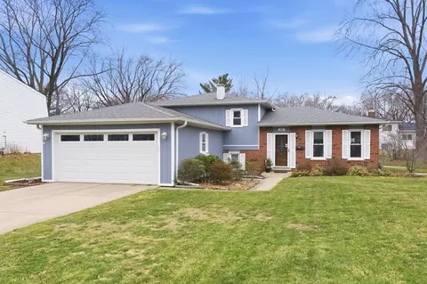 1265 Windsor Dr, Wheaton, IL 60189