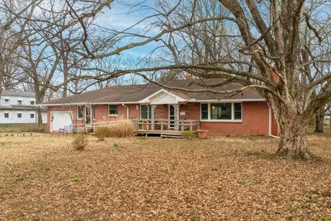 1109 W Hill Ave, Carbondale, IL 62901