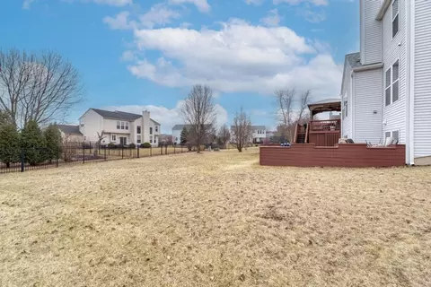 Exterior - 12513 Blue Iris Ln, Plainfield, IL 60585 photo 9 of 9