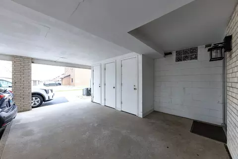 Exterior - Undisclosed, Naperville, IL 60563 photo 5 of 5
