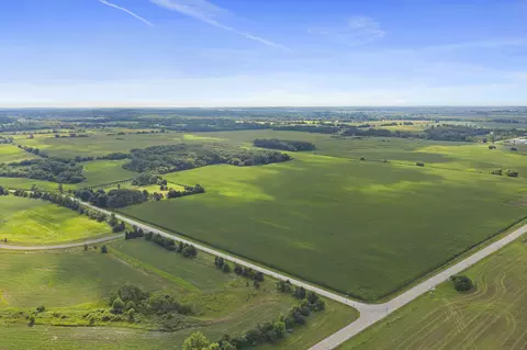 0 Maple St, Marengo, IL 60152