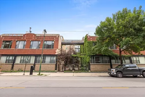 2943 N Lincoln Ave #208, Chicago, IL 60657