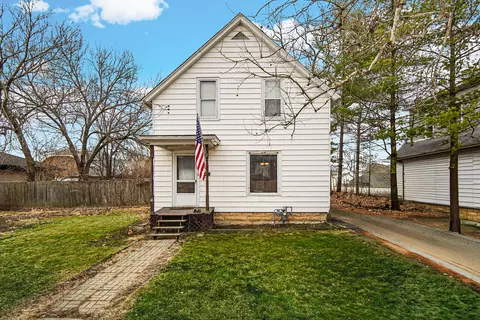 1112 S Jefferson St, Lockport, IL 60441