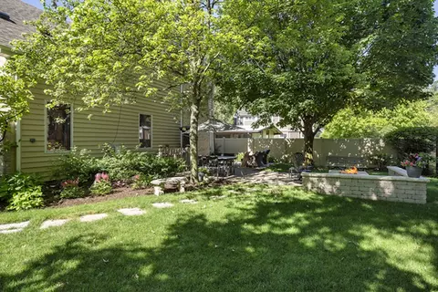 Exterior - 1302 Hazel Ave, Deerfield, IL 60015 photo 3 of 4