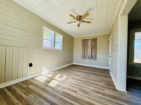 Living - 103 E North St, Sesser, IL 62884 photo 6 of 10