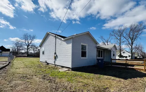 Other - 103 E North St, Sesser, IL 62884 photo 1 of 2