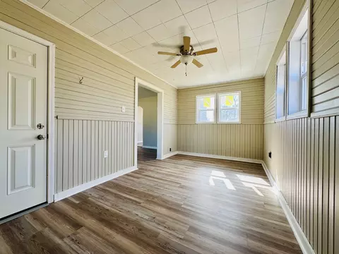 Living - 103 E North St, Sesser, IL 62884 photo 9 of 10