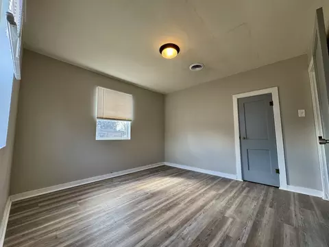 Bedroom - 103 E North St, Sesser, IL 62884 photo 3 of 8