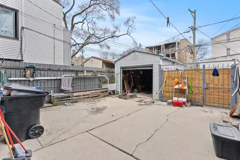 Exterior - Undisclosed, Chicago, IL 60660 photo 4 of 5