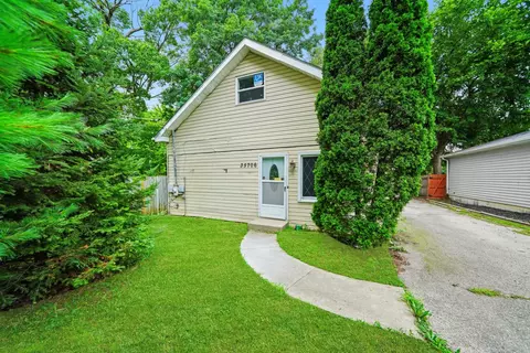 35706 N Benjamin Ave, Ingleside, IL 60041