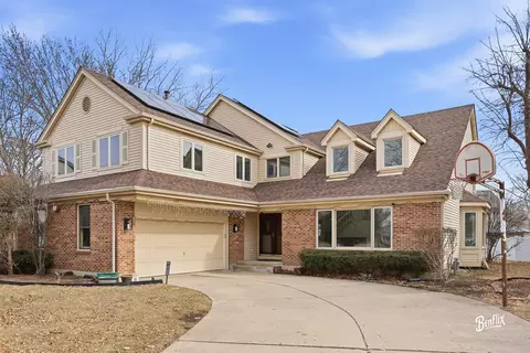 2911 Bayberry Dr, Buffalo Grove, IL 60089