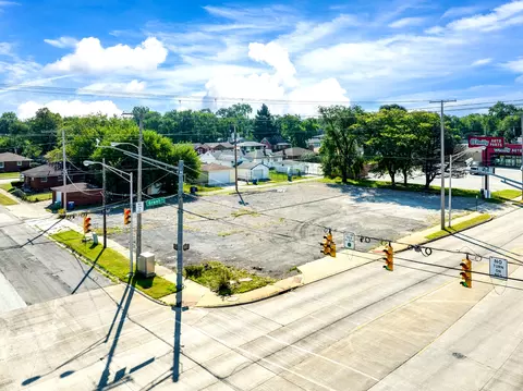 3701 Grant St, Gary, IN 46408