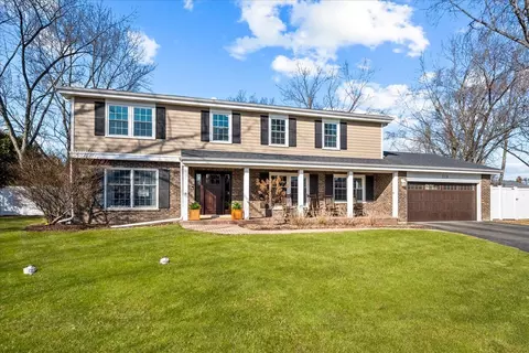 1116 Adirondack Dr, Northbrook, IL 60062