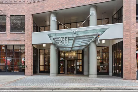 211 E Ohio St #917, Chicago, IL 60611