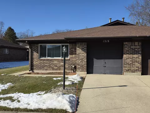 Undisclosed, Streamwood, IL 60107