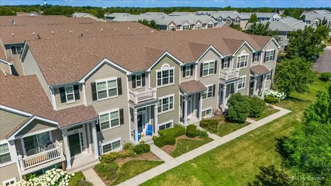 View/Area - 1664 Ruby Dr, Pingree Grove, IL 60140 photo 1 of 19