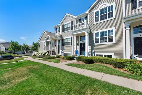 Other - 1664 Ruby Dr, Pingree Grove, IL 60140 photo 2 of 9