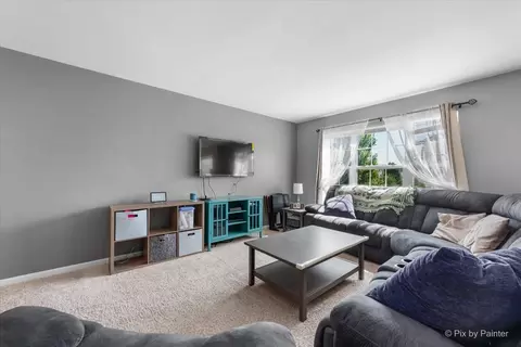 Living - 1664 Ruby Dr, Pingree Grove, IL 60140 photo 2 of 2
