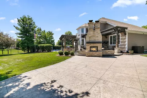 Exterior - 24905 Chalk Hill Ct, Plainfield, IL 60544 photo 5 of 12