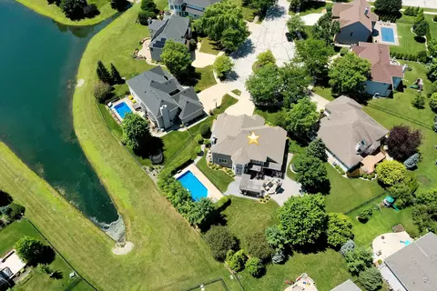 View/Area - 24905 Chalk Hill Ct, Plainfield, IL 60544 photo 3 of 7