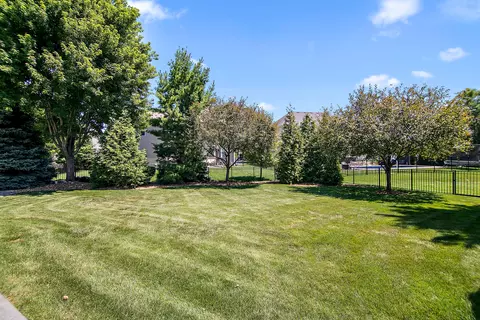 Exterior - 24905 Chalk Hill Ct, Plainfield, IL 60544 photo 11 of 12