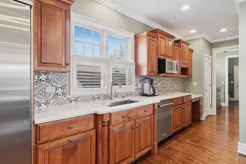Kitchen - 123 S Blanchard St, Wheaton, IL 60187 photo 3 of 4