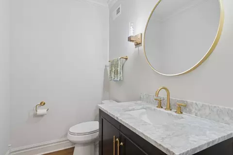 Bath - 123 S Blanchard St, Wheaton, IL 60187 photo 6 of 6